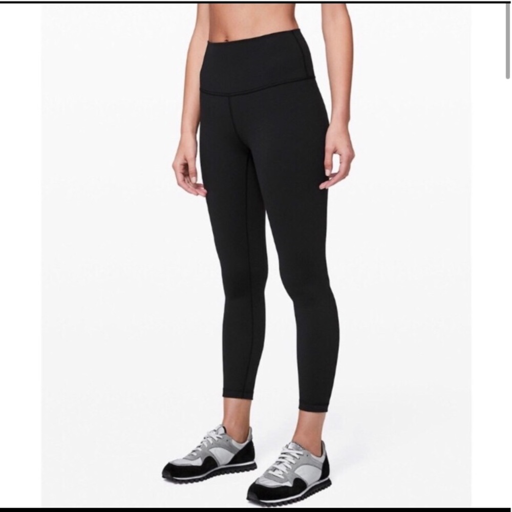 Wunder Under 25’ High Waisted Black Lulu leggings